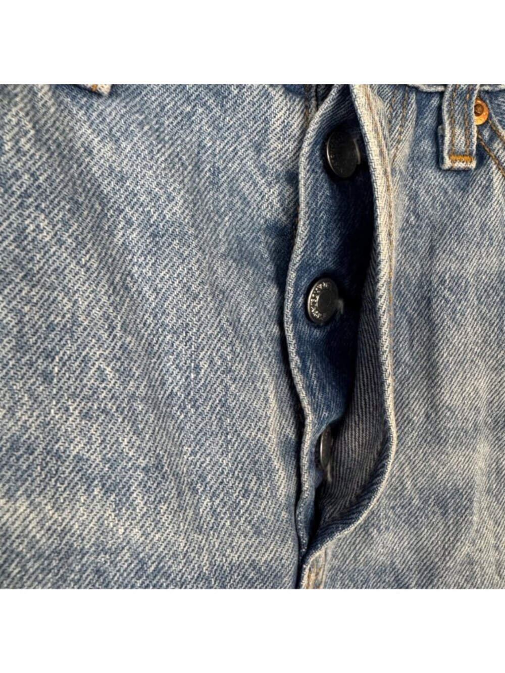 Levi's Denim Cut-Off Shorts Wedgie Straight Button Fly Women's 28W 3.5" Inseam - Picture 3 of 13